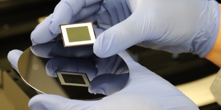 ANU scientists set new record with bifacial solar cells