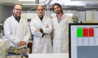 Dr Moshen Rahmani, Associate Professor Antonio Tricoli and Zelio Fusco (pictured left to right). Image Lannon Harley, ANU